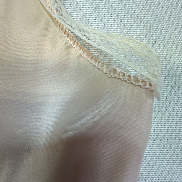 Vtg Barbizon Satin Remarque Womens Lace Chemise Medium Pale Pink Lace - Picture 9 of 14